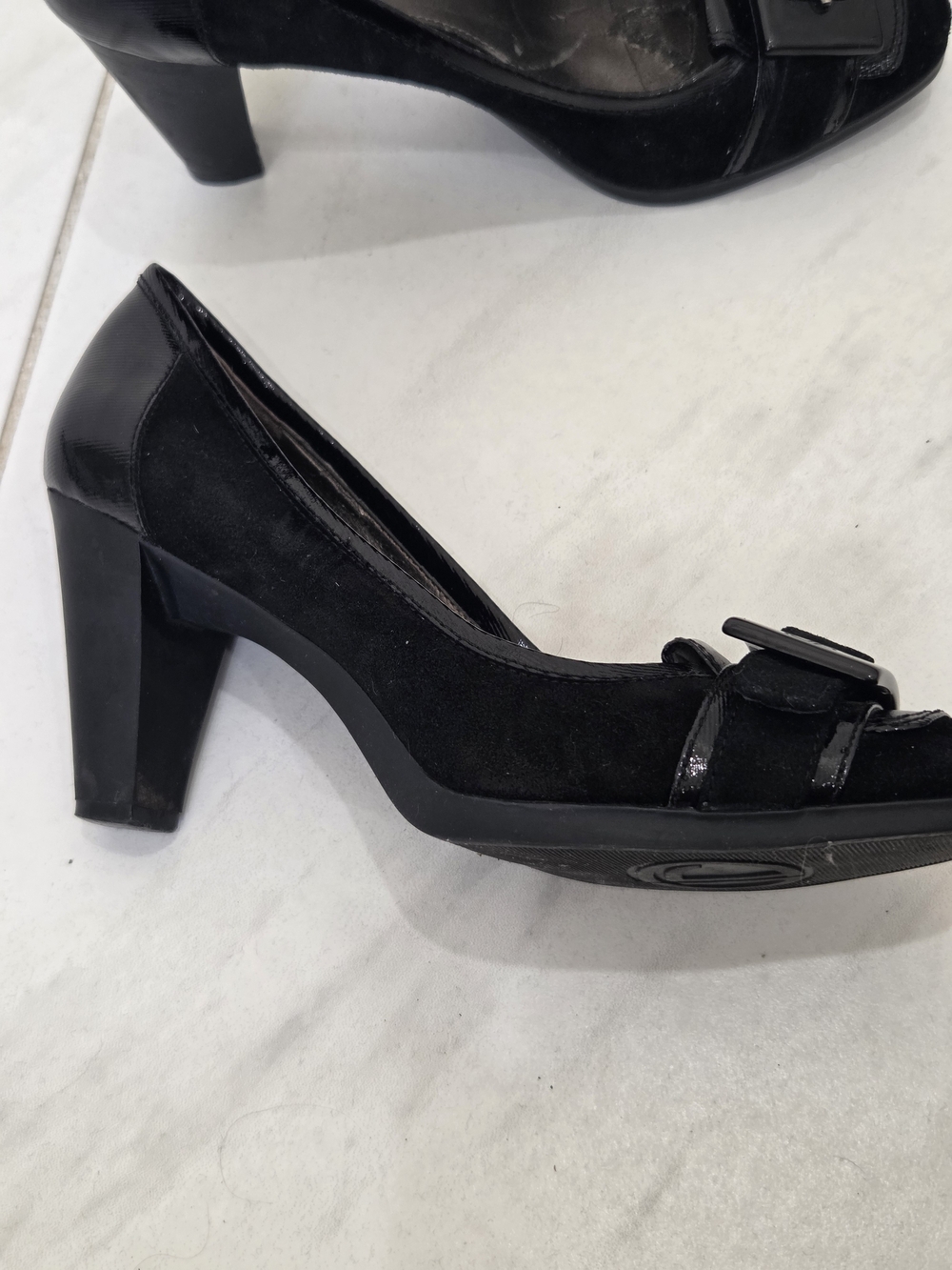 Circa Joan & David Black Buckle Heels US 6M Vintage Look